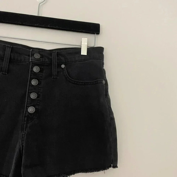 Madewell High Rise Denim Boyshorts in Faded Black Button Through Size 29 - Picture 5 of 5